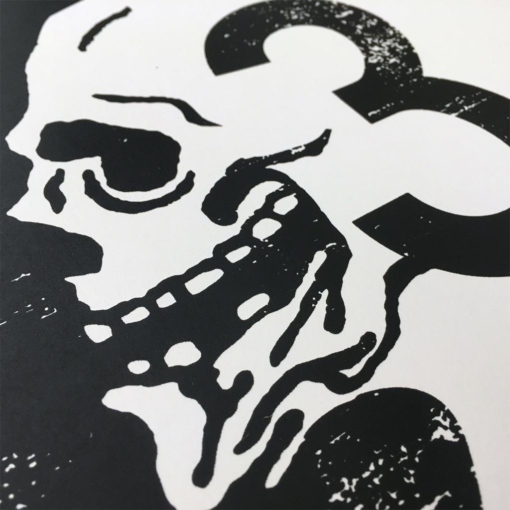 Highway 3/Skull print detail